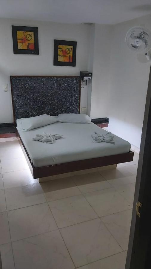 Hotel Marat Suite Medellín Exterior foto